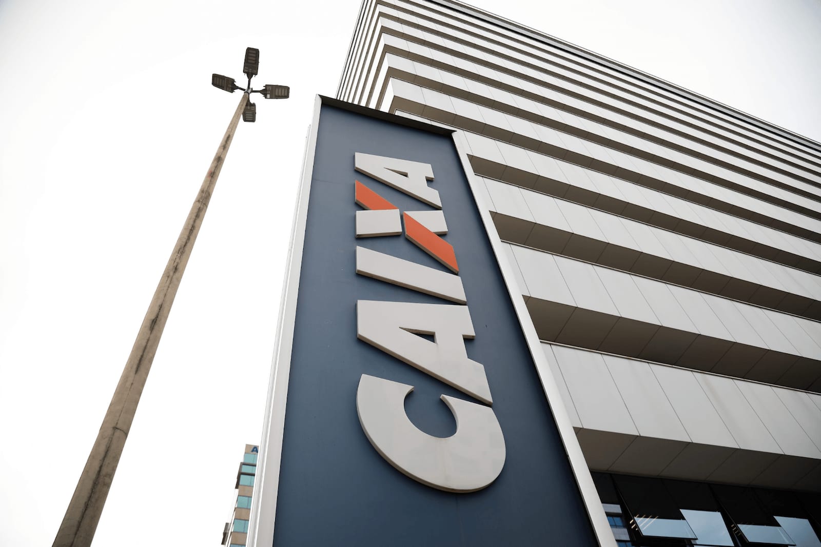 Caixa: funcionários rejeitam 3ª proposta e mantêm greve