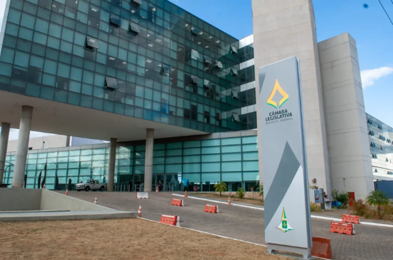 Veja os 24 deputados distritais eleitos no DF; Max Maciel lidera com 91.784