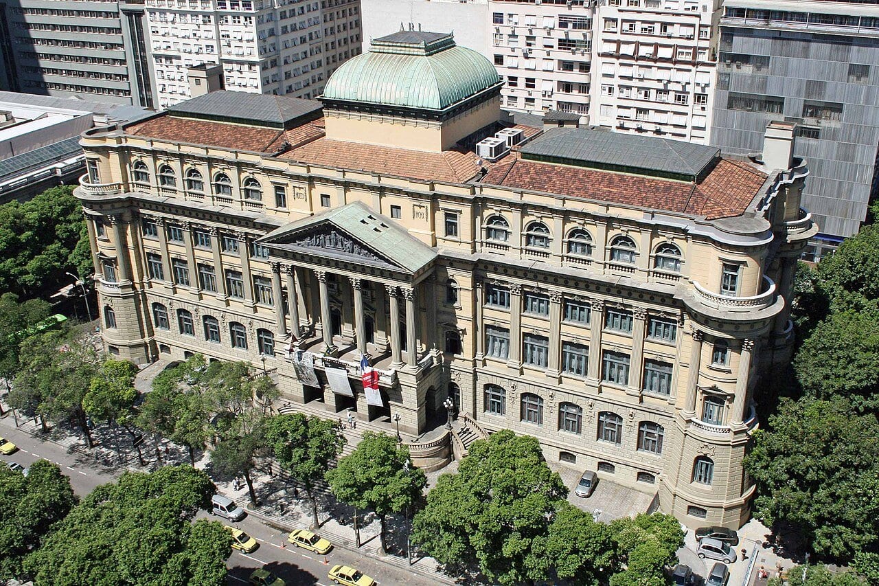 Dia Nacional do Livro celebra 216 anos da fundação da Biblioteca Nacional