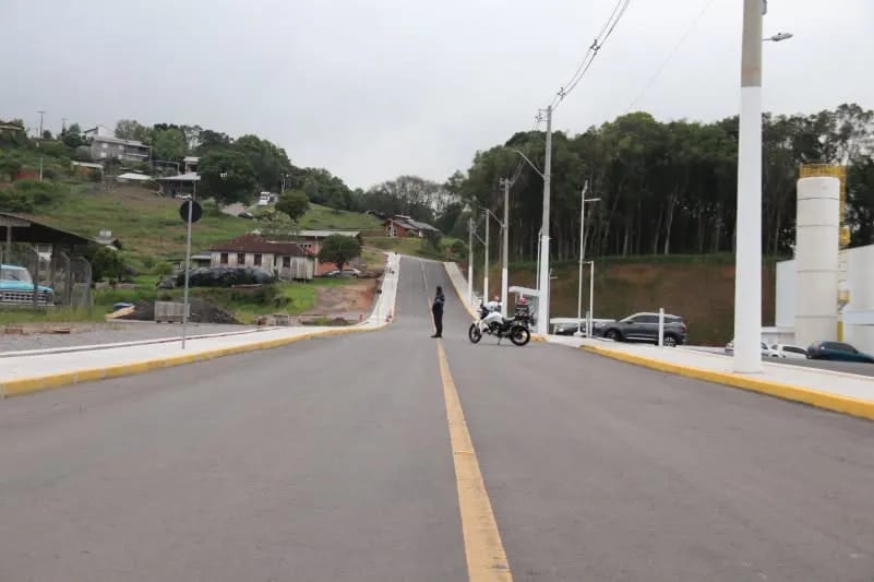 Prefeitura inaugura pavimentação e ligação na localidade da Garibaldina