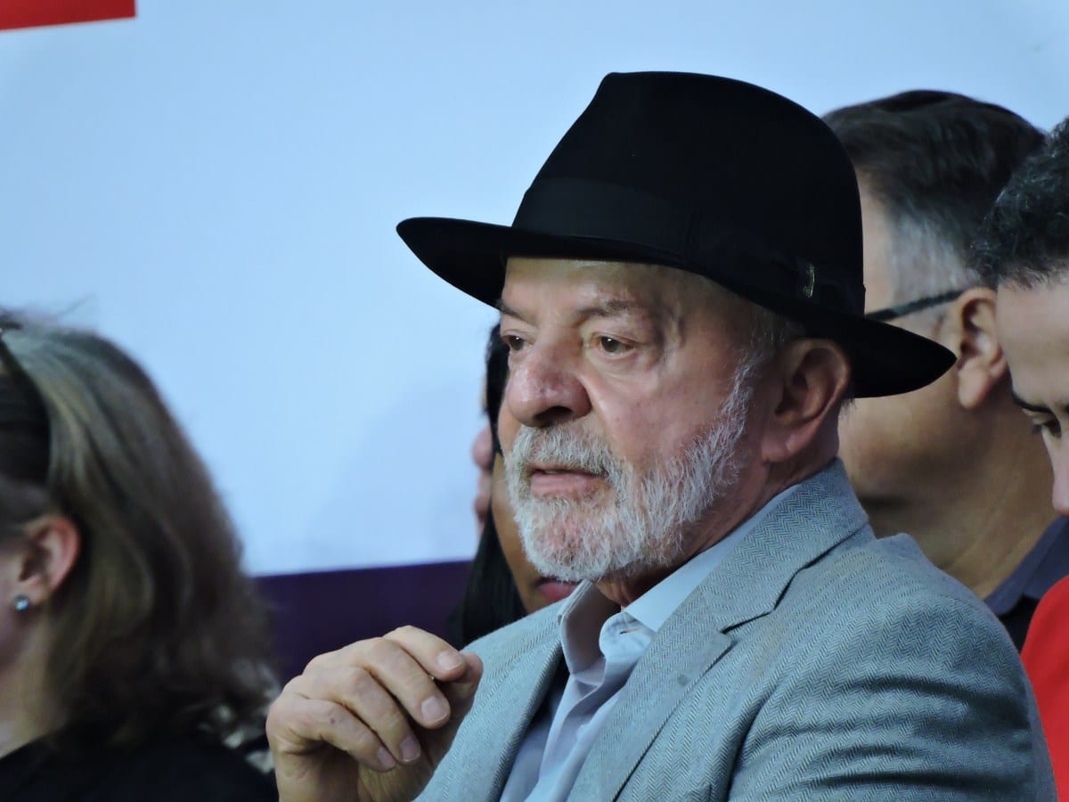 Caixa e Corinthians: Lula pediu uma solução ao banco estatal. Quem vai fiscalizar a negociação?