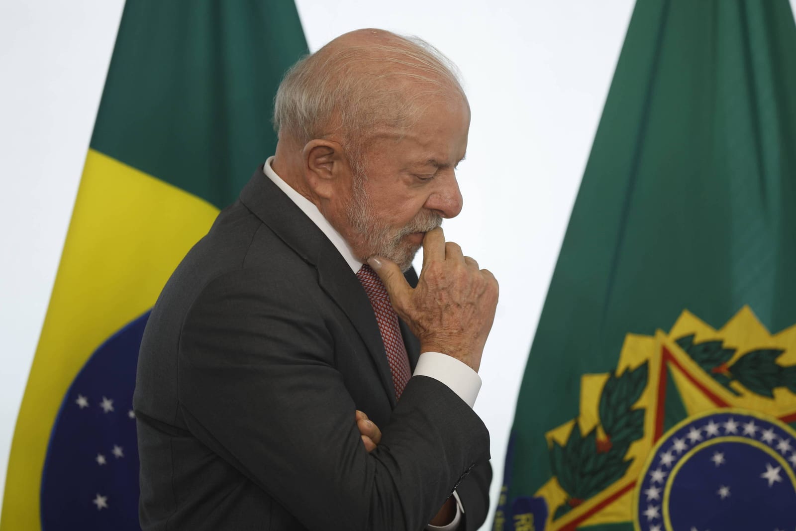 Aliados de Lula buscam neutralidade do PSD e contato com Cury para o 2º turno