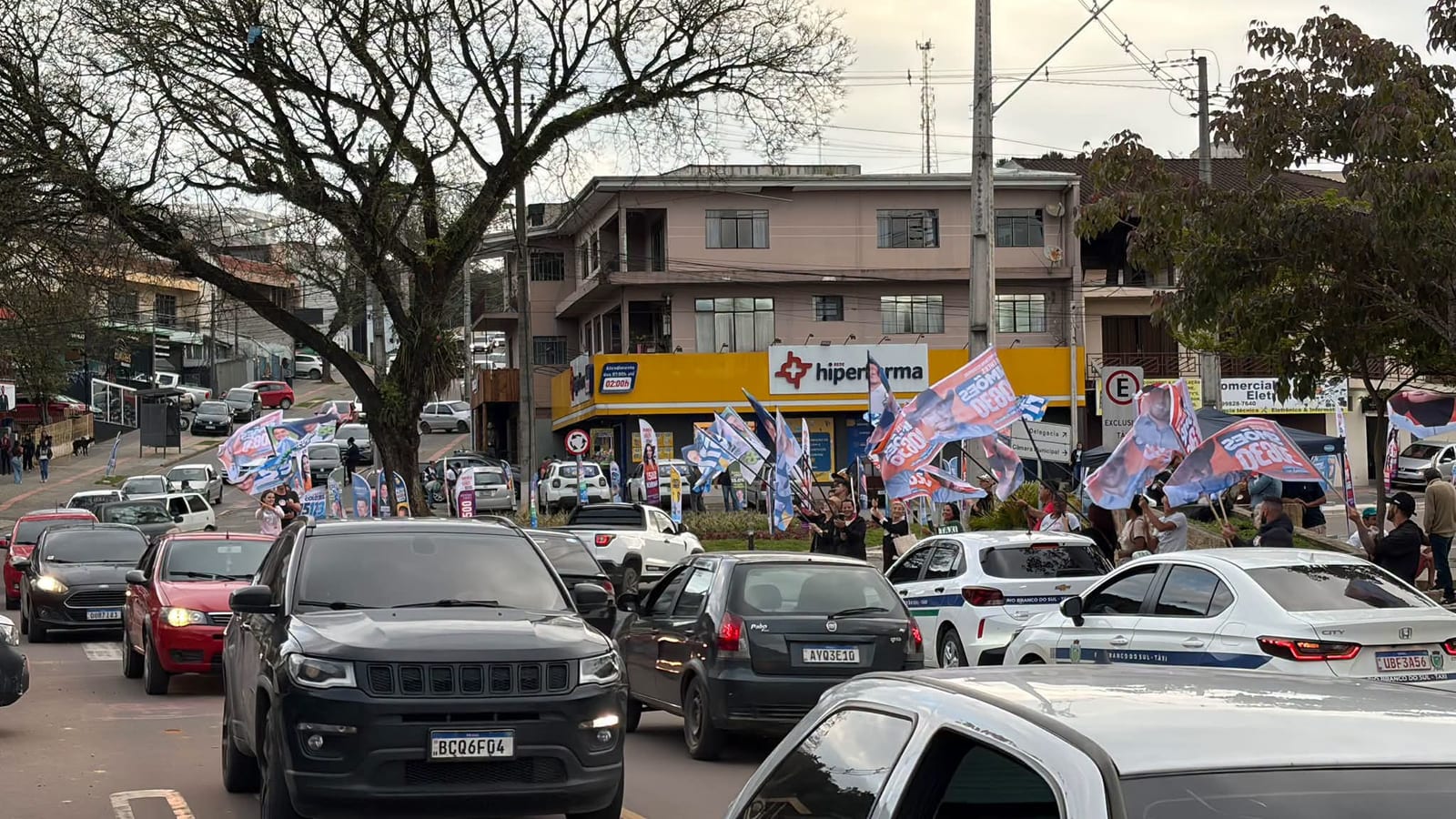 Mais de 20 candidatos fazem campanha em Vila Velha, Rio Branco do Sul