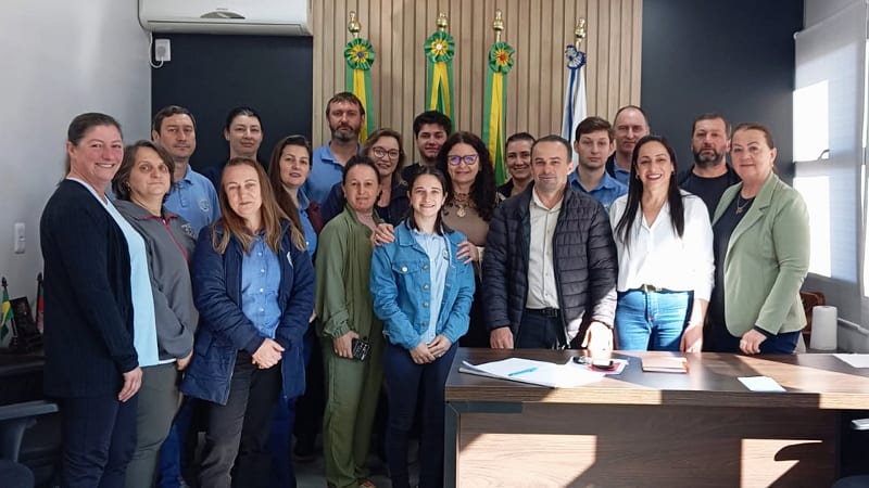 Primeira mulher assume temporariamente prefeitura de Mariano Moro