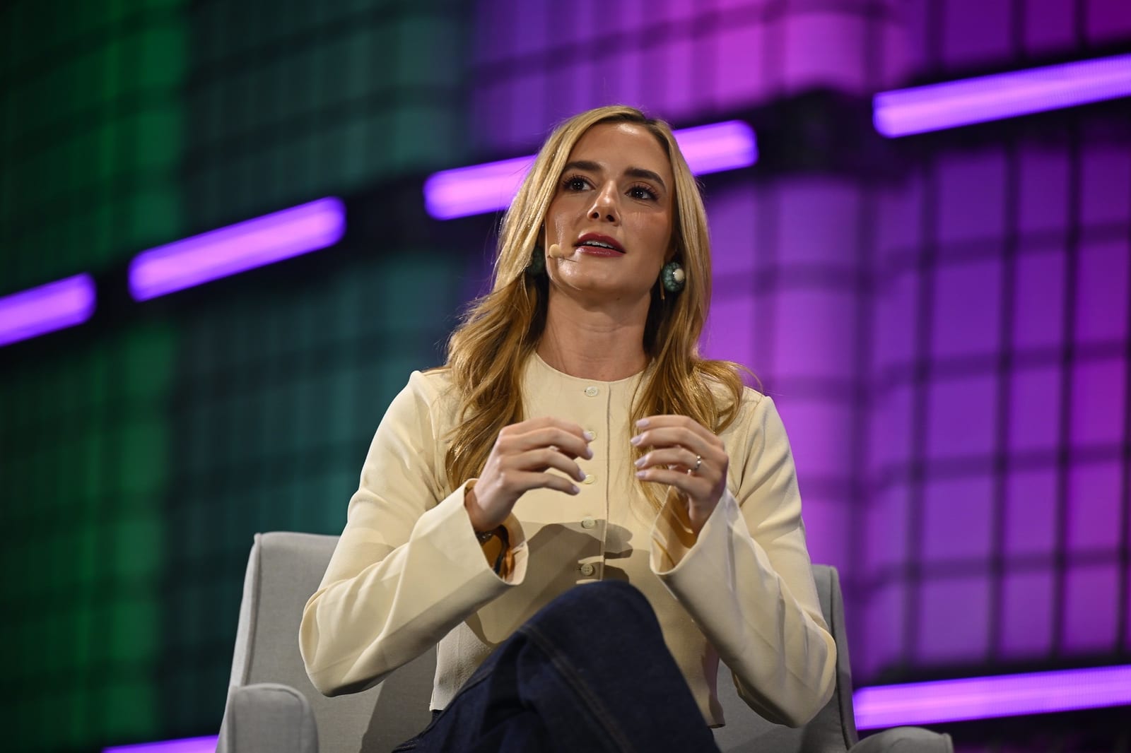 Do balé às finanças: quem é Luana Lopes Lara, brasileira que construiu fortuna de R$ 13,4 bilhões aos 30 anos