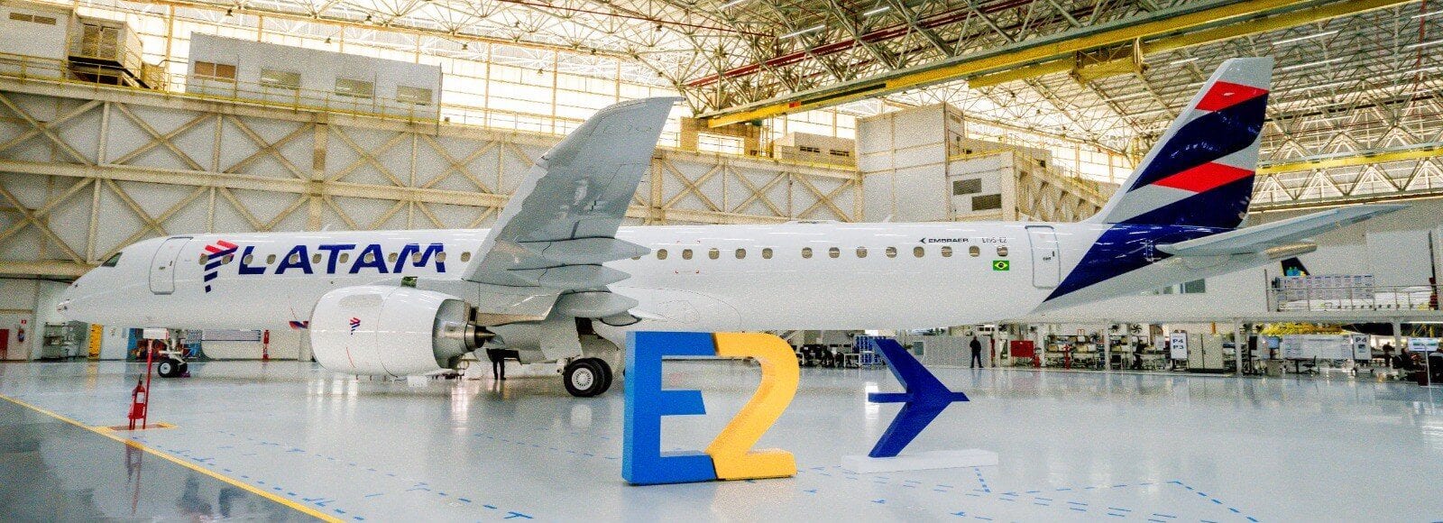 Latam estreia E195-E2 com plano de ampliar rotas no Brasil