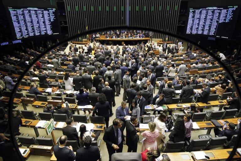 Gastos com divulgação dos deputados sobem 25,5% nos cinco primeiros meses de 2026
