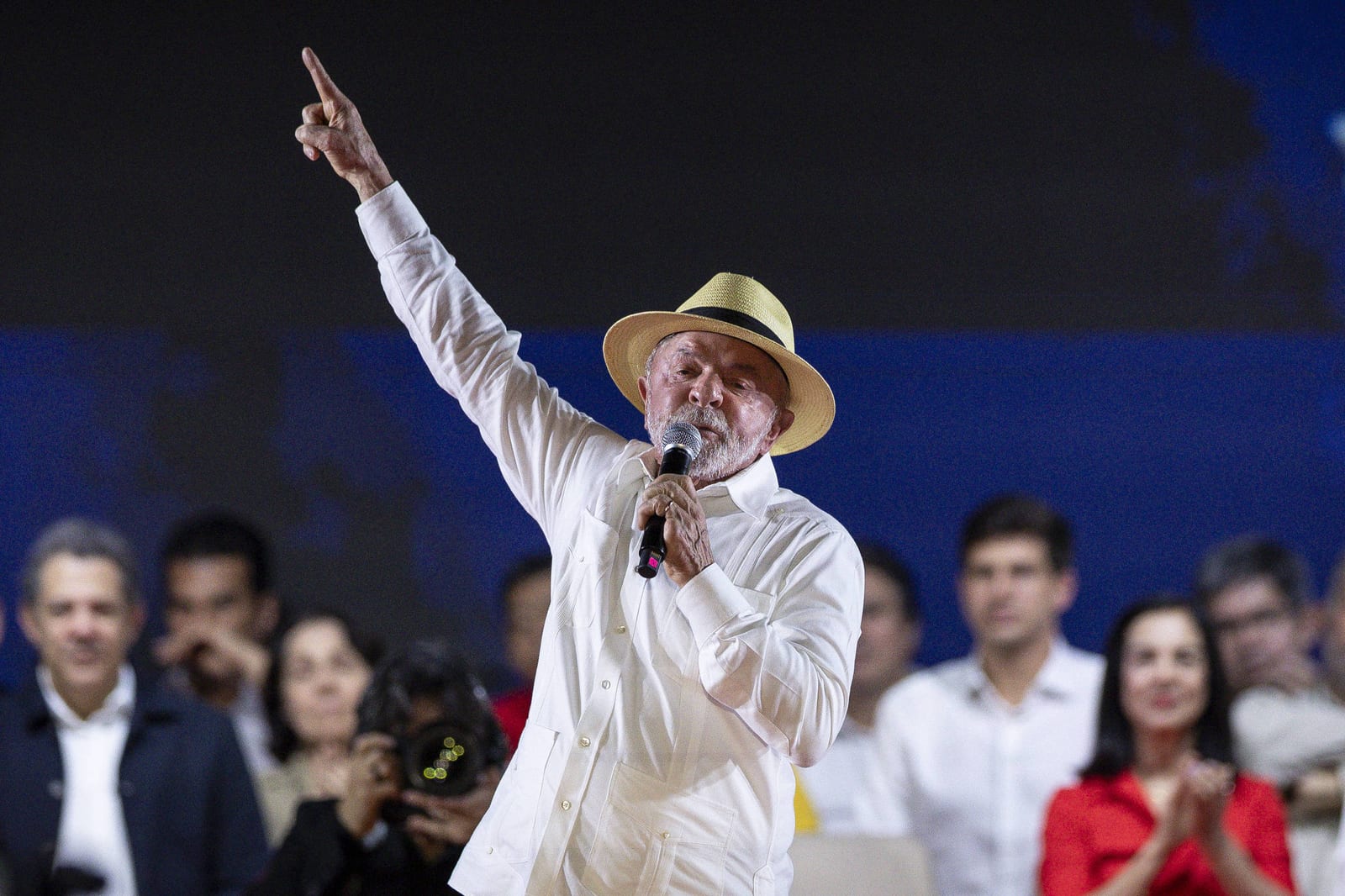 Campanha de Lula colocará teleprompter no ato de lançamento em SP