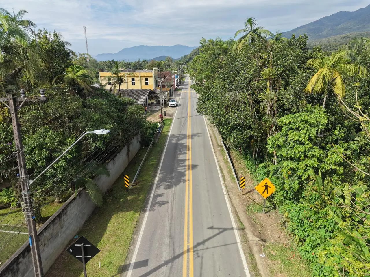EPR Litoral Pioneiro realiza obras em ponte na PR-411 na região entre Morretes e Antonina