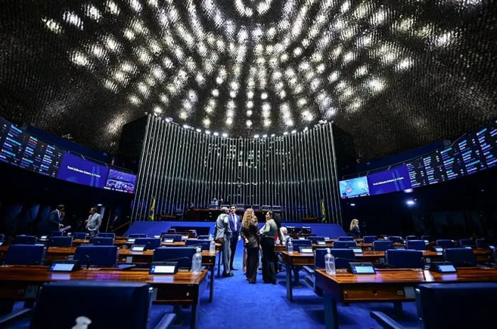 Fim da 6x1: Senado pode concluir 1º turno da votação em mais duas sessões
