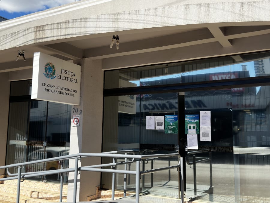 83ª Zona Eleitoral abre vaga temporária para Auxiliar de Eleição