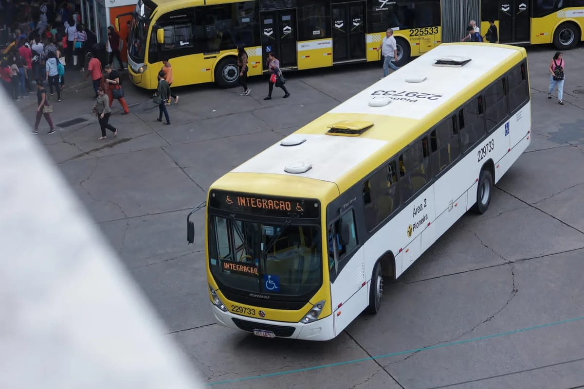 CLDF adia votação de projeto de R$ 508,5 milhões para transporte