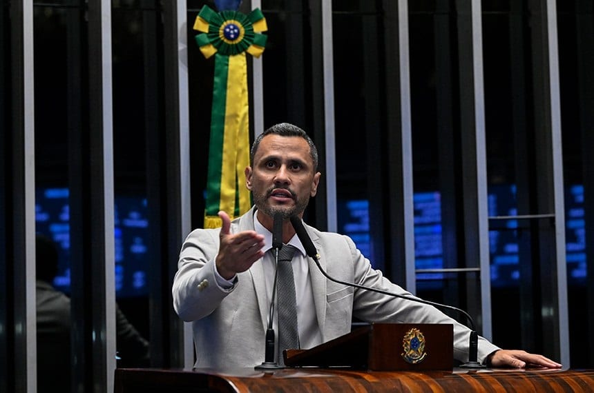 Cleitinho defende fim da escala 6×1 e redução da jornada