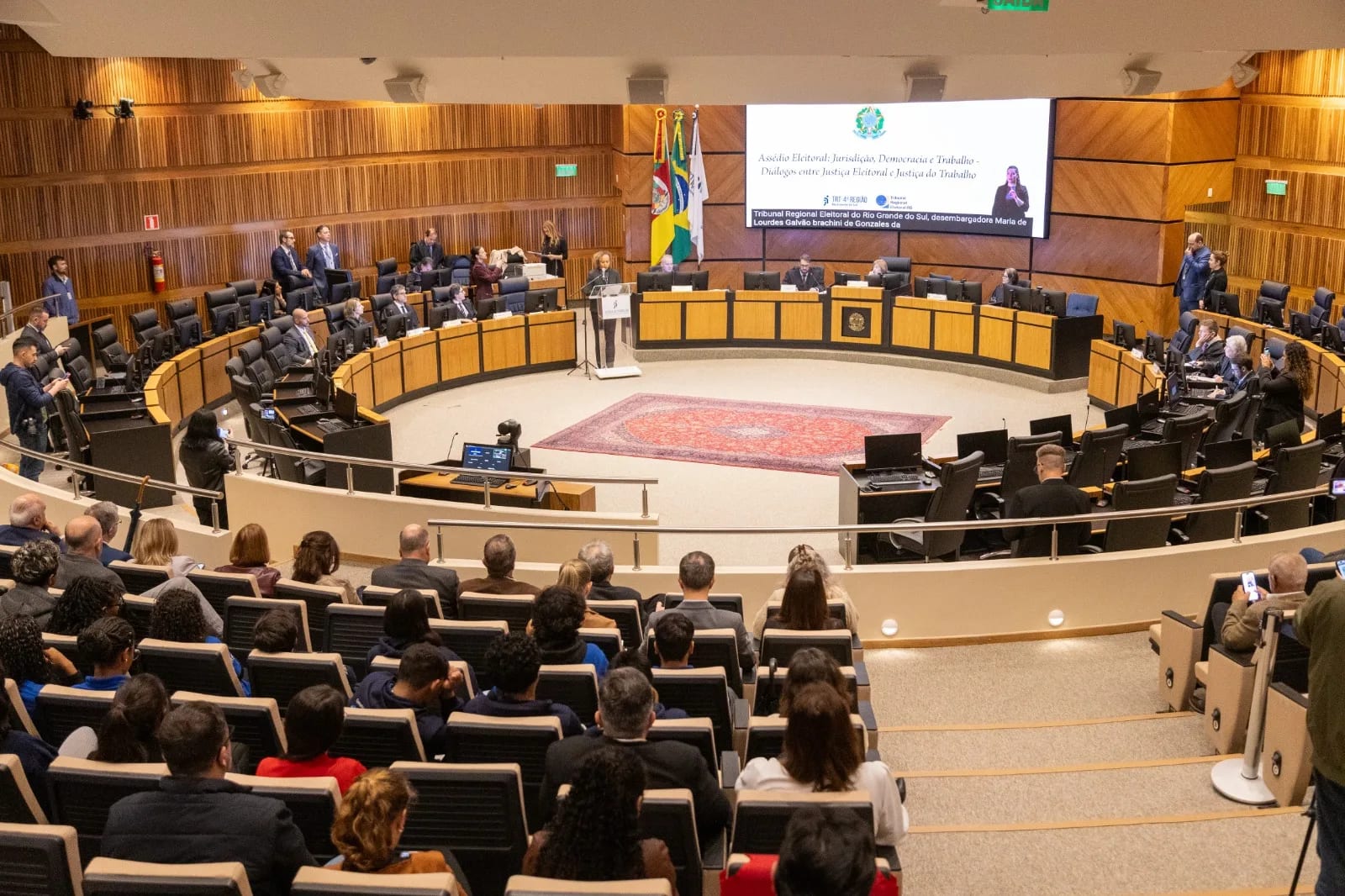 JUSTIÇA. Cooperação entre tribunais reforça o combate contra o assédio eleitoral no Rio Grande do Sul