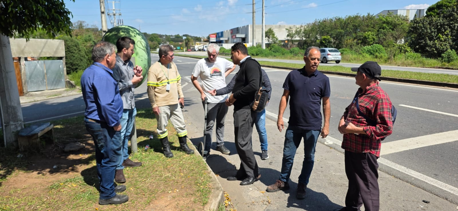 Entrada dos bairros Toró e Torozinho terá 36 postes de LED em 1.039 metros