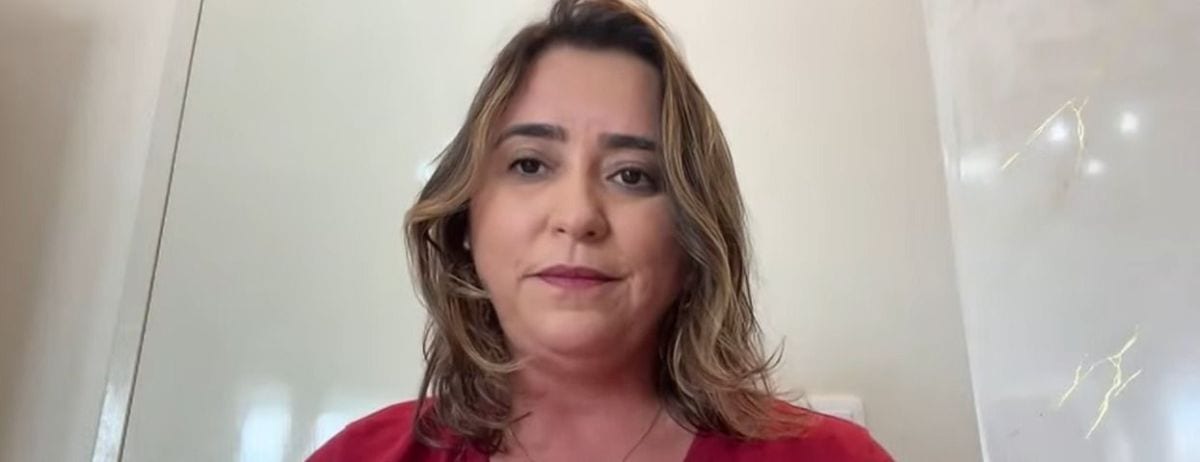 Samanda defende reforma do Judiciário e aposta em virada de Lula
