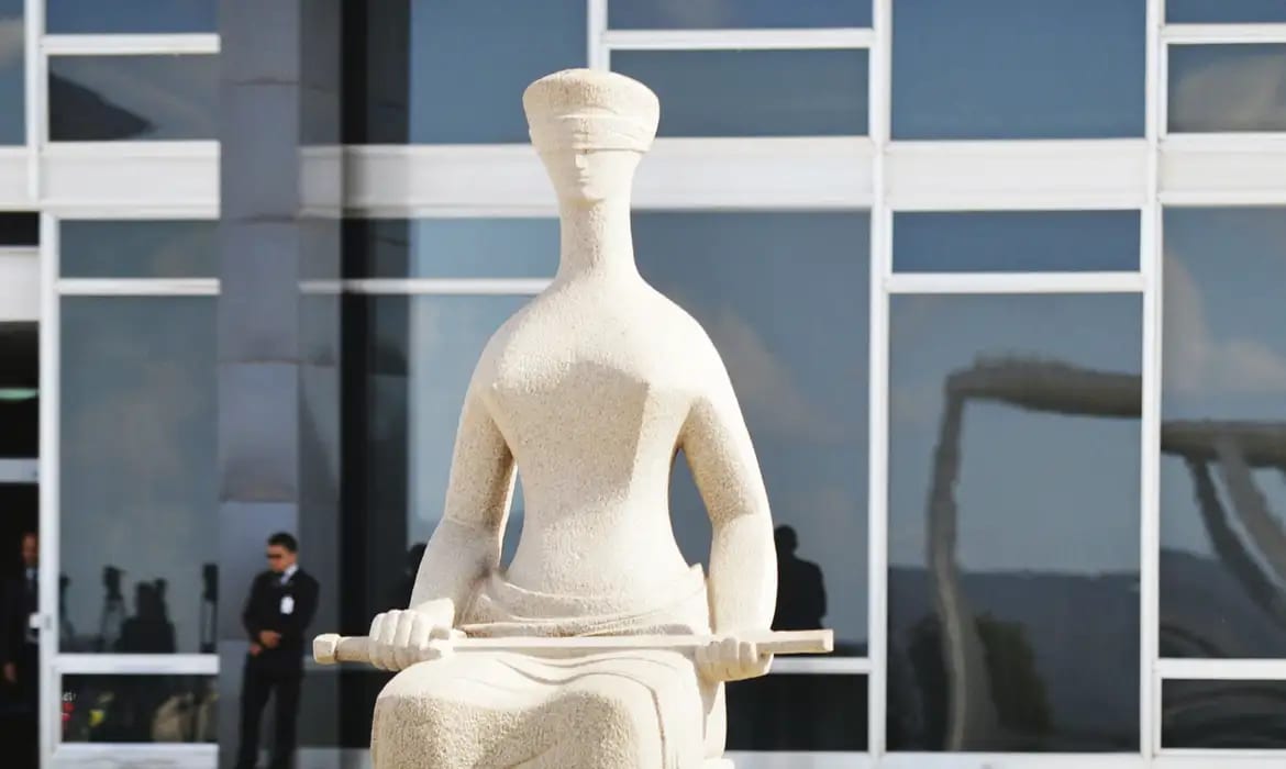 STF declara inconstitucionalidade de norma que atrelava salários de policiais civis a delegados no Pará
