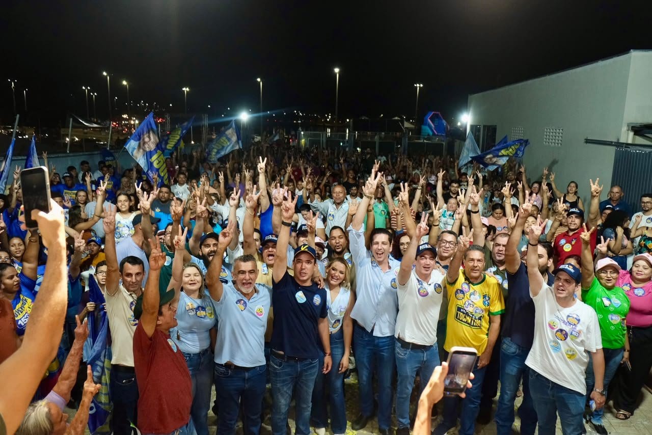Olyntho Neto reúne multidão em Araguaína e pede voto para reeleição