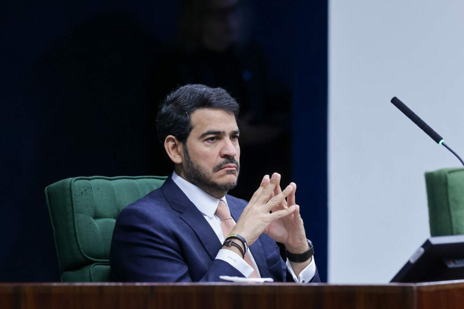 AGU sai prejudicado com divulgação de mensagens entre Vorcaro e Moraes