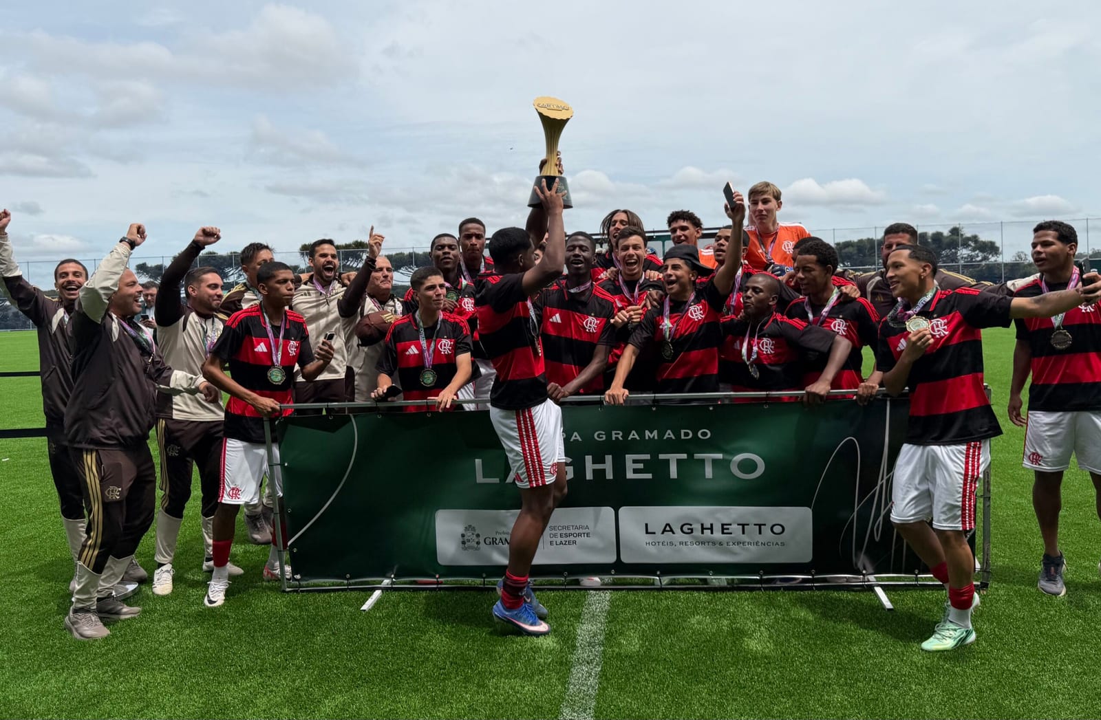 FLAMENGO VENCE COPA GRAMADO LAGHETTO SUB – 16