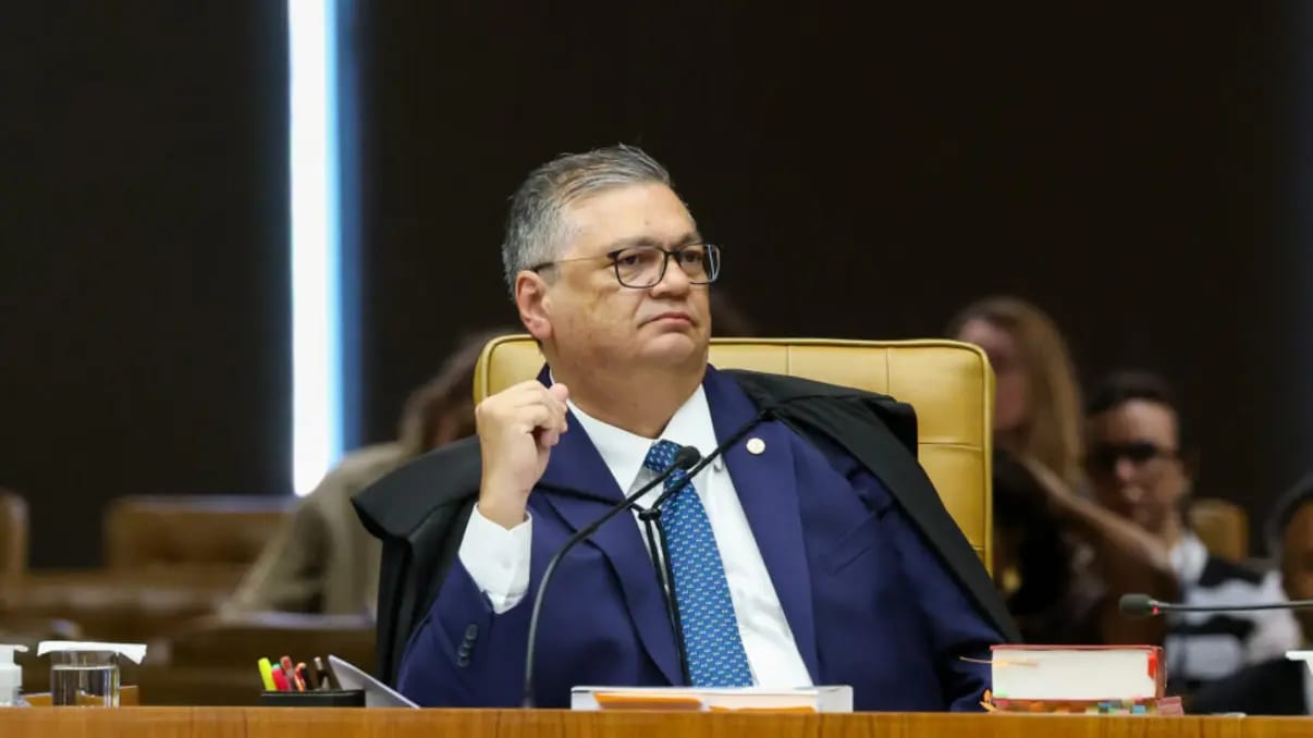 Flávio Dino manda revisar regras sobre emaranhamento de fundos