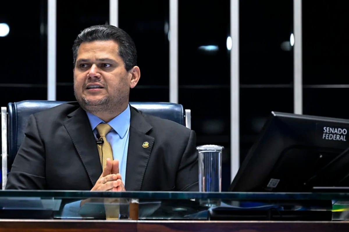 Além da eleição presidencial, fim da escala 6x1 foi influenciado pela disputa antecipada pelo comando do Congresso