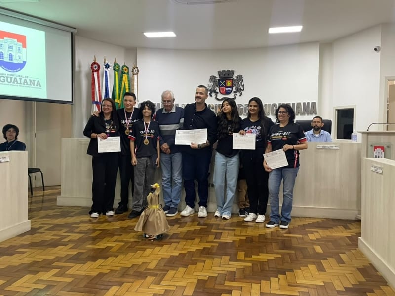 Projeto de robótica de Uruguaiana recebe homenagem após destaque em competição nacional