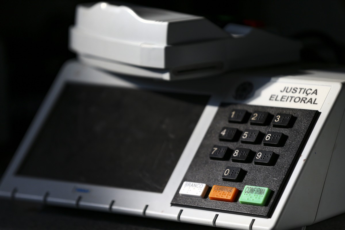 TRE-RJ implementa novas medidas para aumentar transparência nas urnas