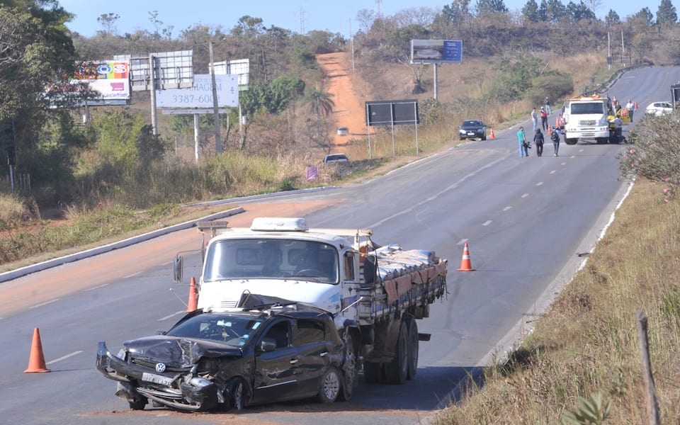 Mortes no trânsito sobem 6,6% e Brasil se afasta da meta de 2030