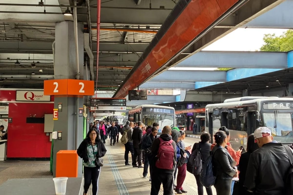 Ônibus da Transwolff circulam normalmente em SP após ameaça de nova greve
