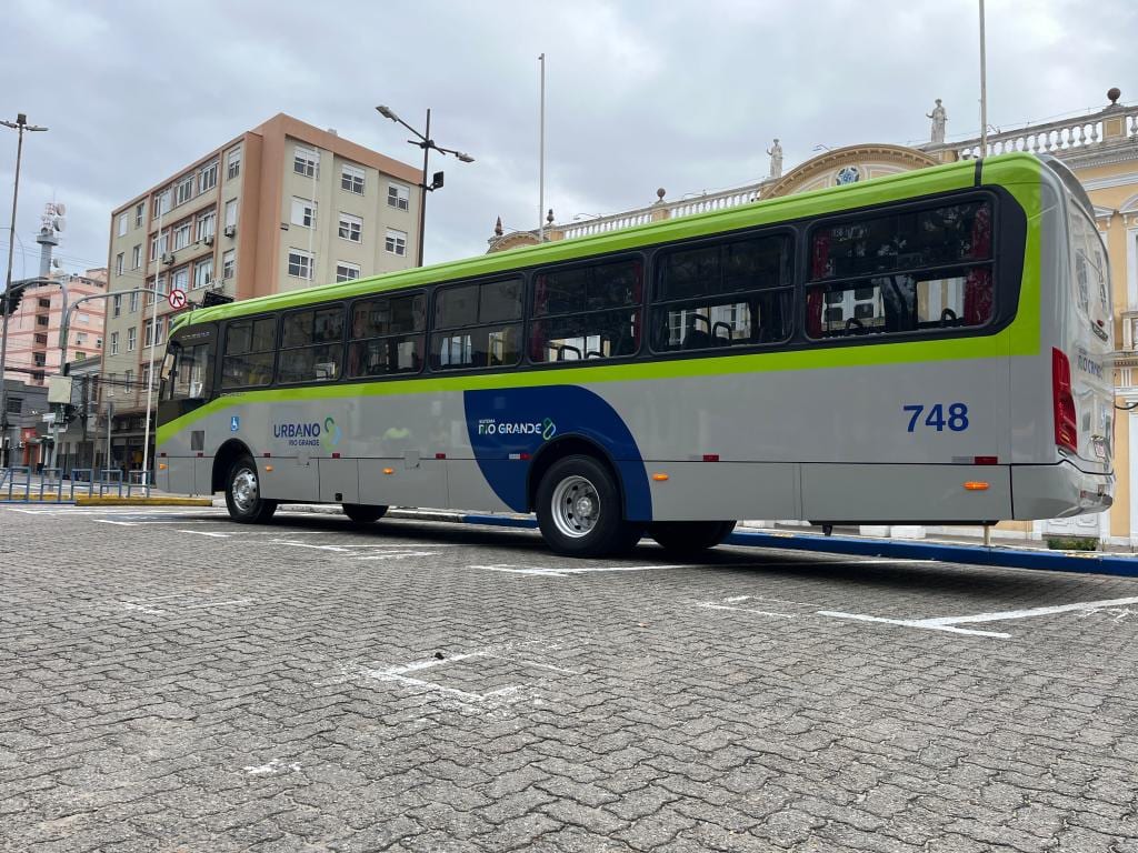 Rio Grande recebe o quinto e último ônibus do contrato com a Transpessoal