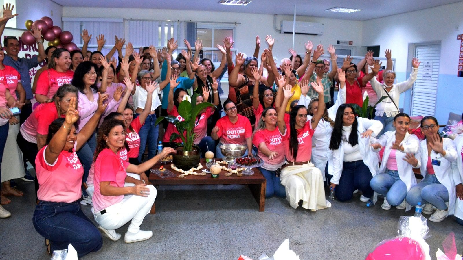 Outubro Rosa terá mais de 50 ações de saúde da mulher em Caraguatatuba ao longo do mês