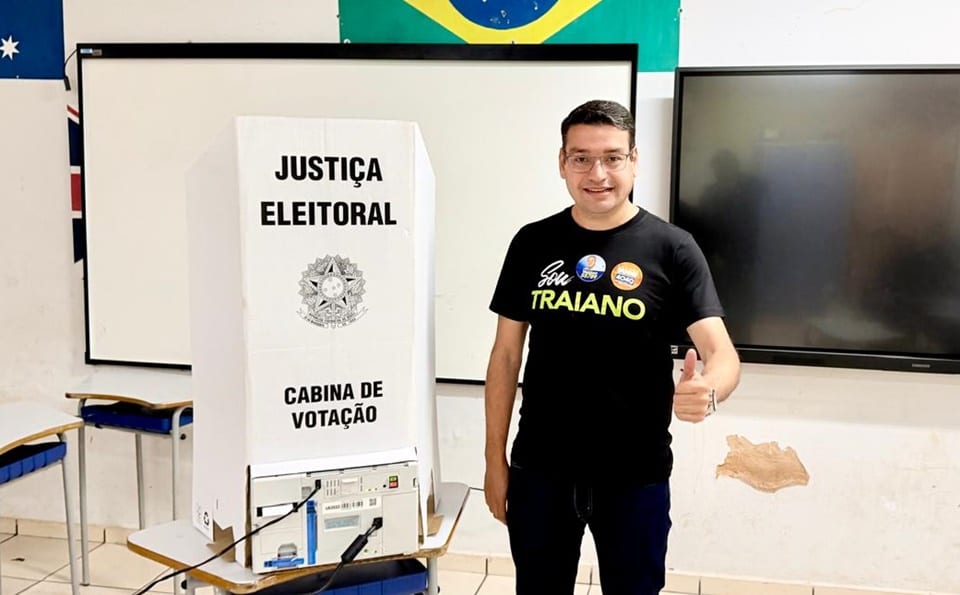 Prefeito Júnior Garbim agradece eleitores pelo apoio aos deputados Ademar Traiano e Luciano Ducci