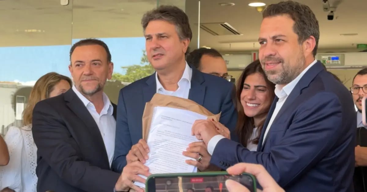 Flávio Bolsonaro manobra e não entrega sigilo: entenda
