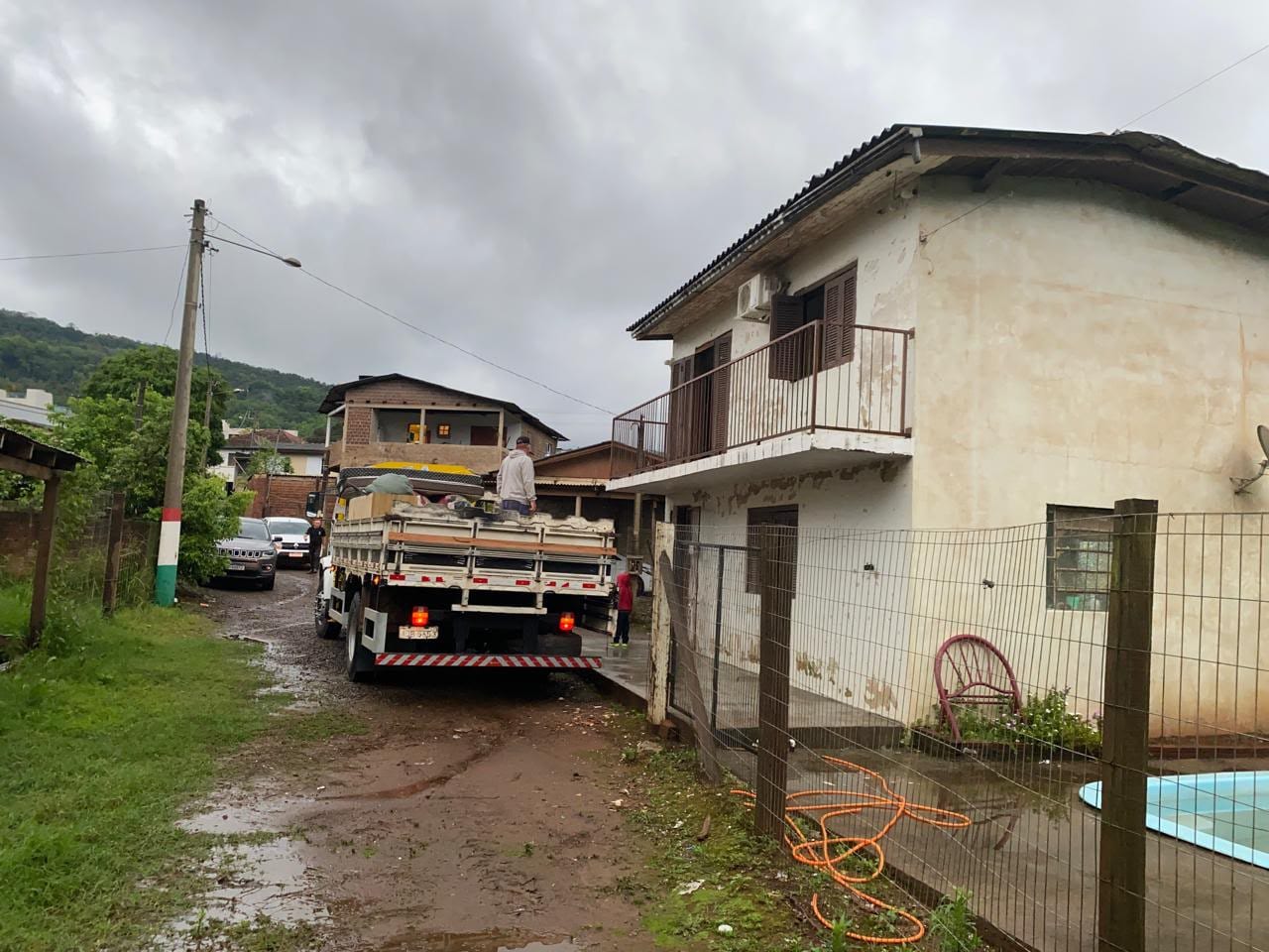 Prefeitura de Encantado inicia remoção preventiva na cota de 12 metros