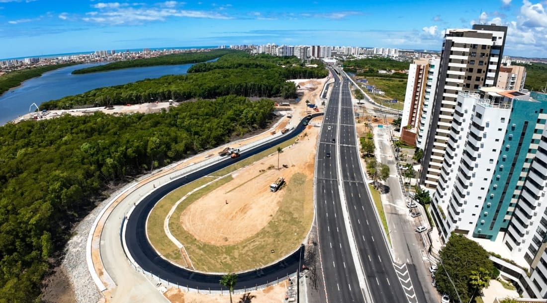Primeira alça do Complexo Viário Maria do Carmo Alves será entregue