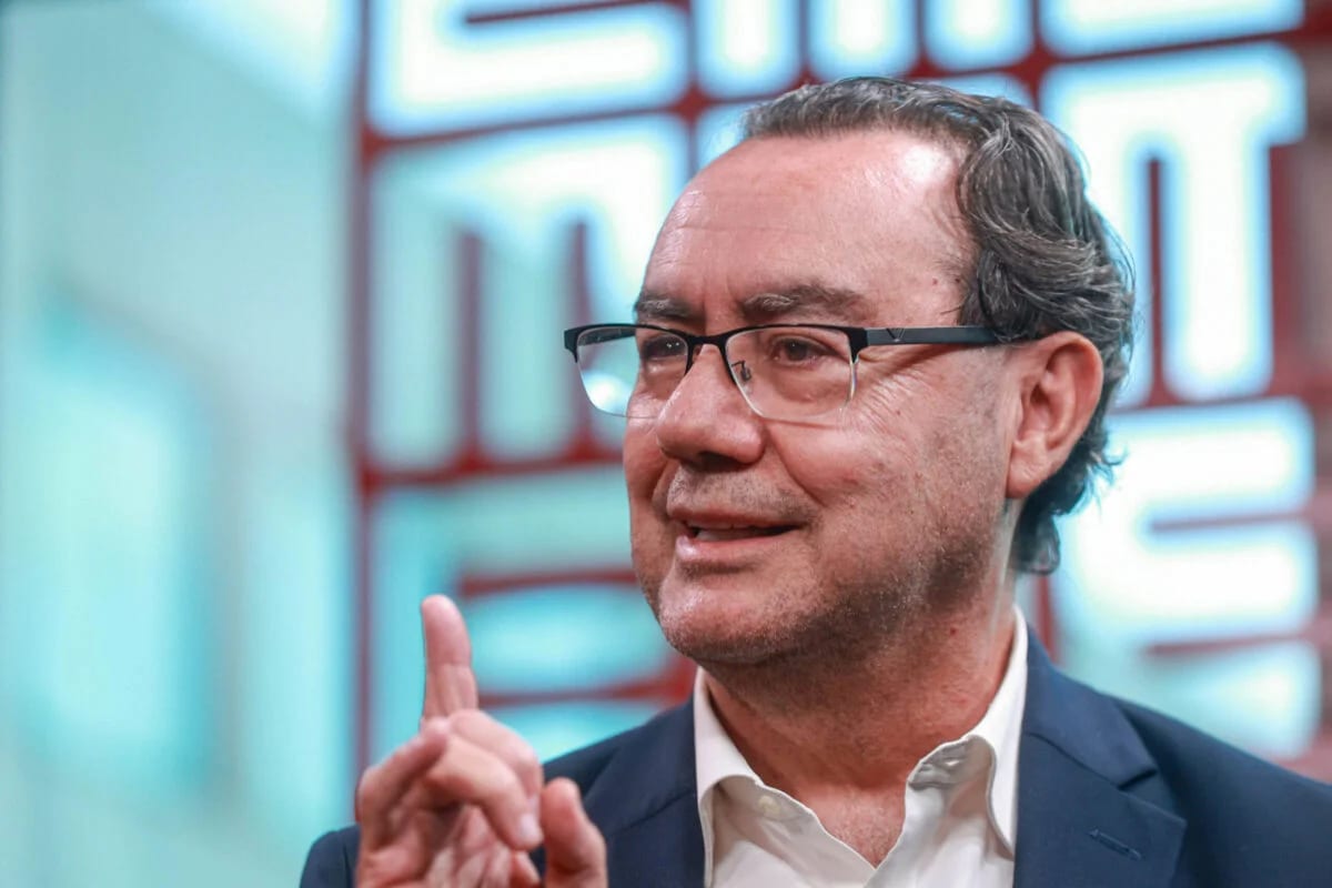 Não posso publicar a frase contra Flávio Bolsonaro