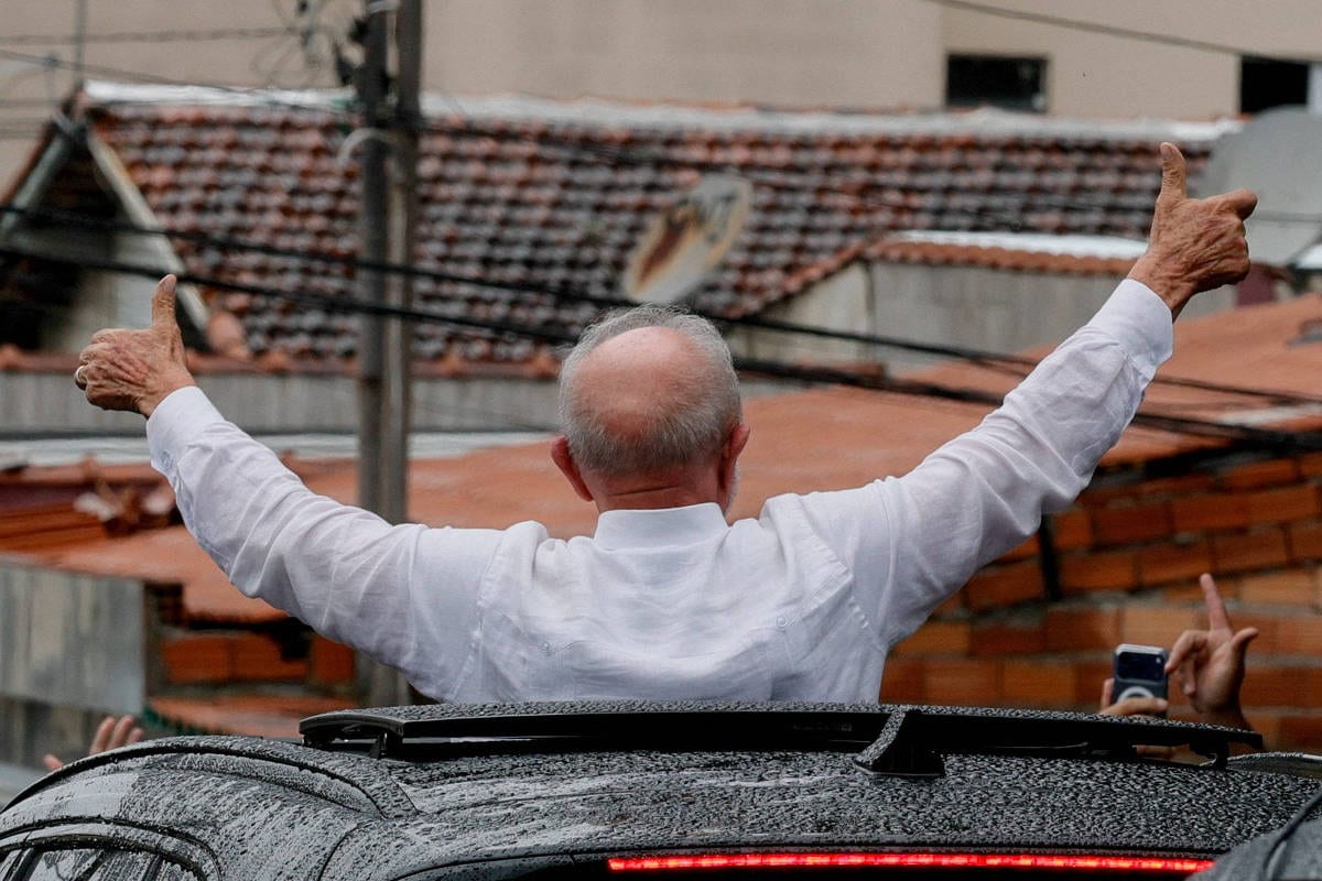 Virada de Lula leva único eleito 4 vezes e 1º operário na Presidência a outro feito histórico