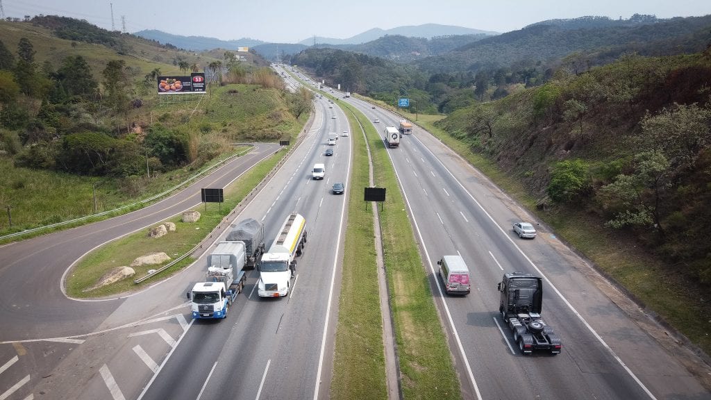 Governo de SP amplia uso de inteligência artificial em rodovias concedidas para reforçar segurança viária