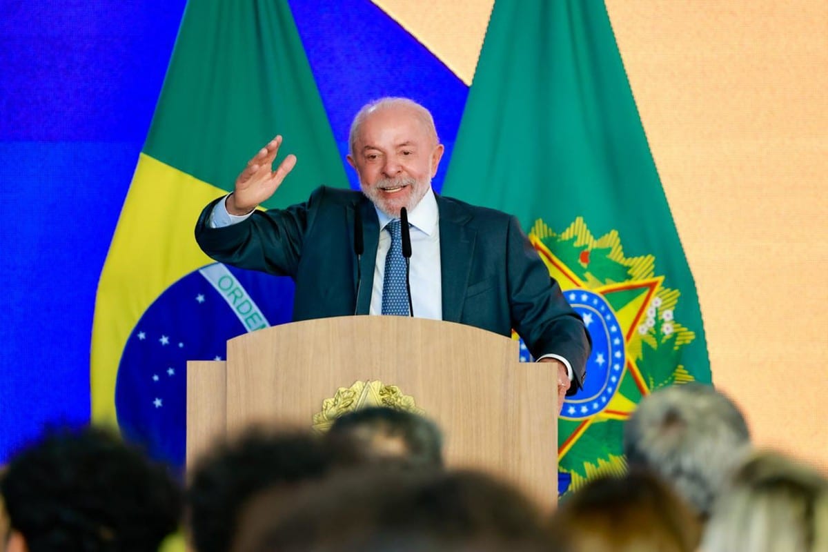 Lula testa nomes para nova Esplanada dos Ministérios e adia definições para dezembro