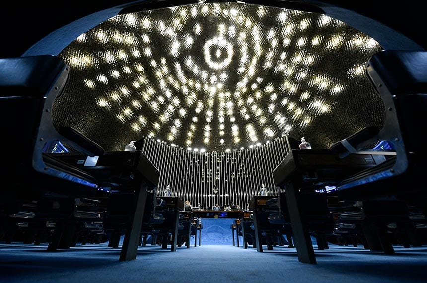 13 dos 54 senadores em disputa não concorrem e deixarão suas cadeiras em 2027
