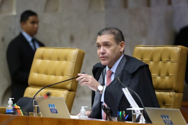 Nunes Marques diz que levará revisão da condenação de Bolsonaro ao plenário do STF após 2ª turno