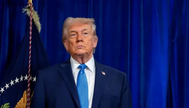 Trump e presidente dos Emirados Árabes Unidos discutem cooperação bilateral