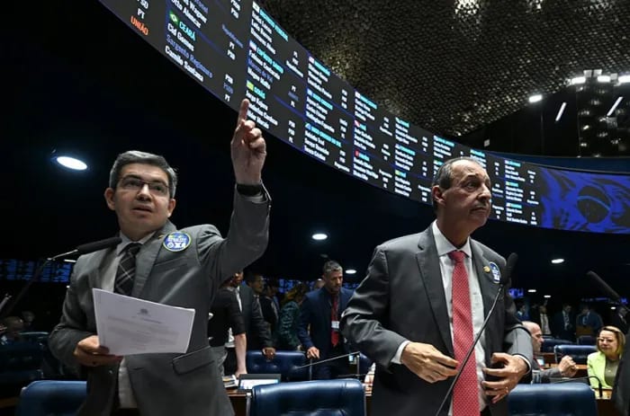 Aumento de pena para furto e roubo de combustíveis vai à sanção