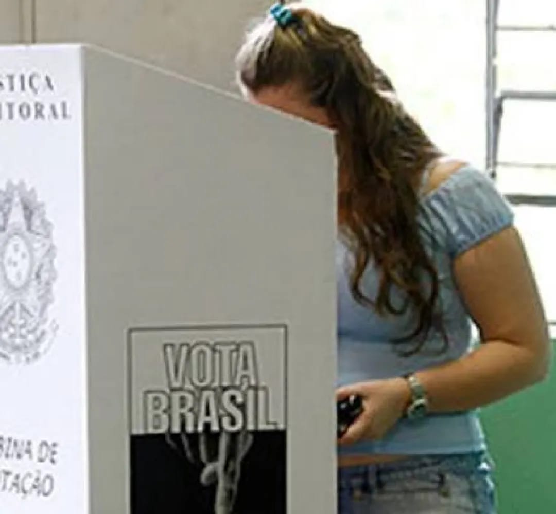 Paraná tem quase 18 mil eleitores com mudança no local de votação neste domingo. Confira os locais em Cascavel