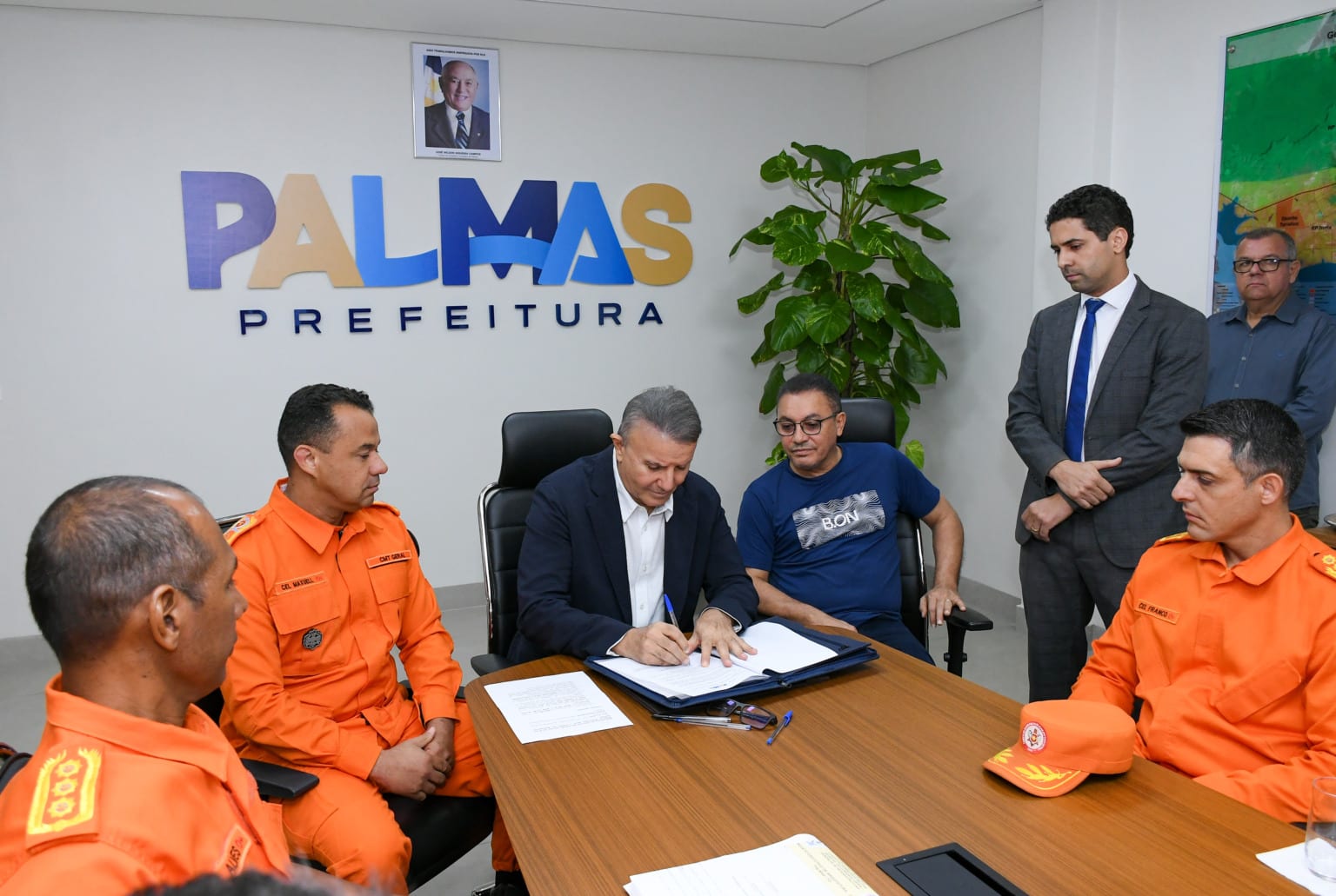 Palmas cede 2.820,81 m² para novo quartel dos Bombeiros; decreto 2.975/2026 assinado