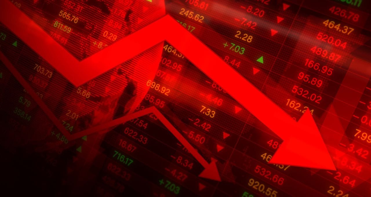 Aposta de alta nos juros dos EUA contamina Ibovespa, que fecha em leve queda; dólar sobe a R$ 5,13
