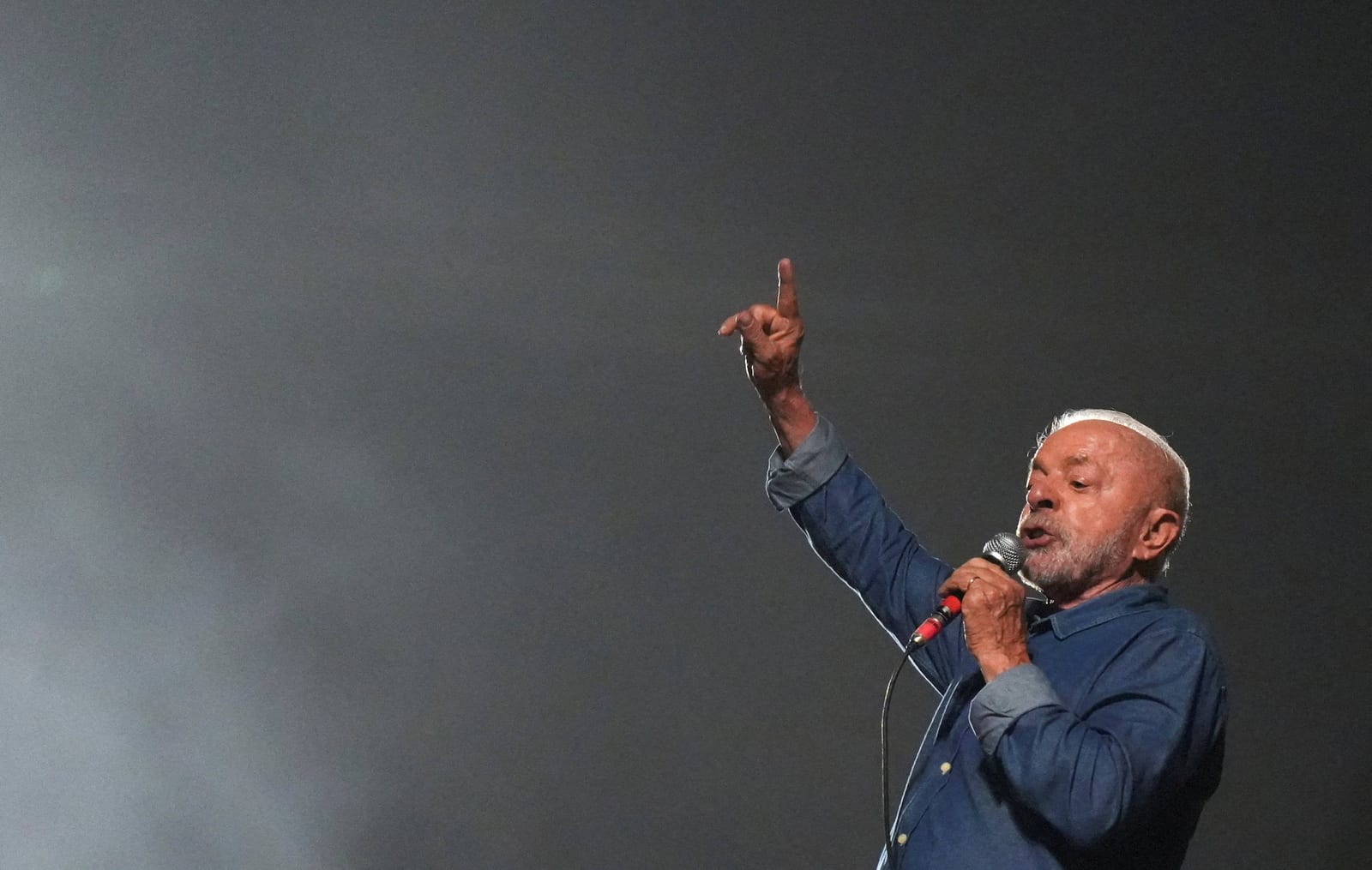 O que Lula sinalizou após a vitória? Segurança, redes sociais e economia no radar