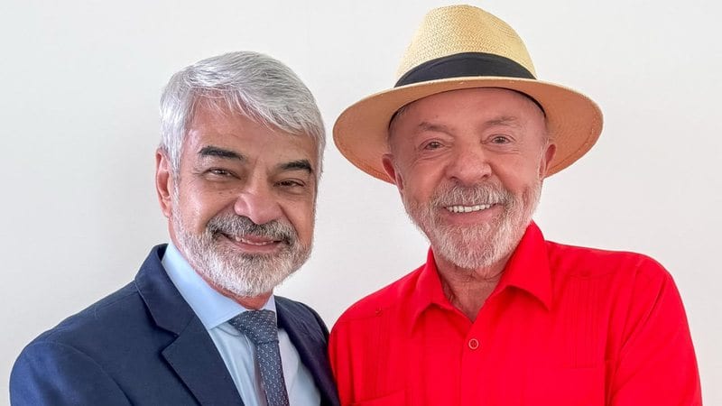 Humberto Costa almoça com Lula e trata agenda do Congresso e eleições