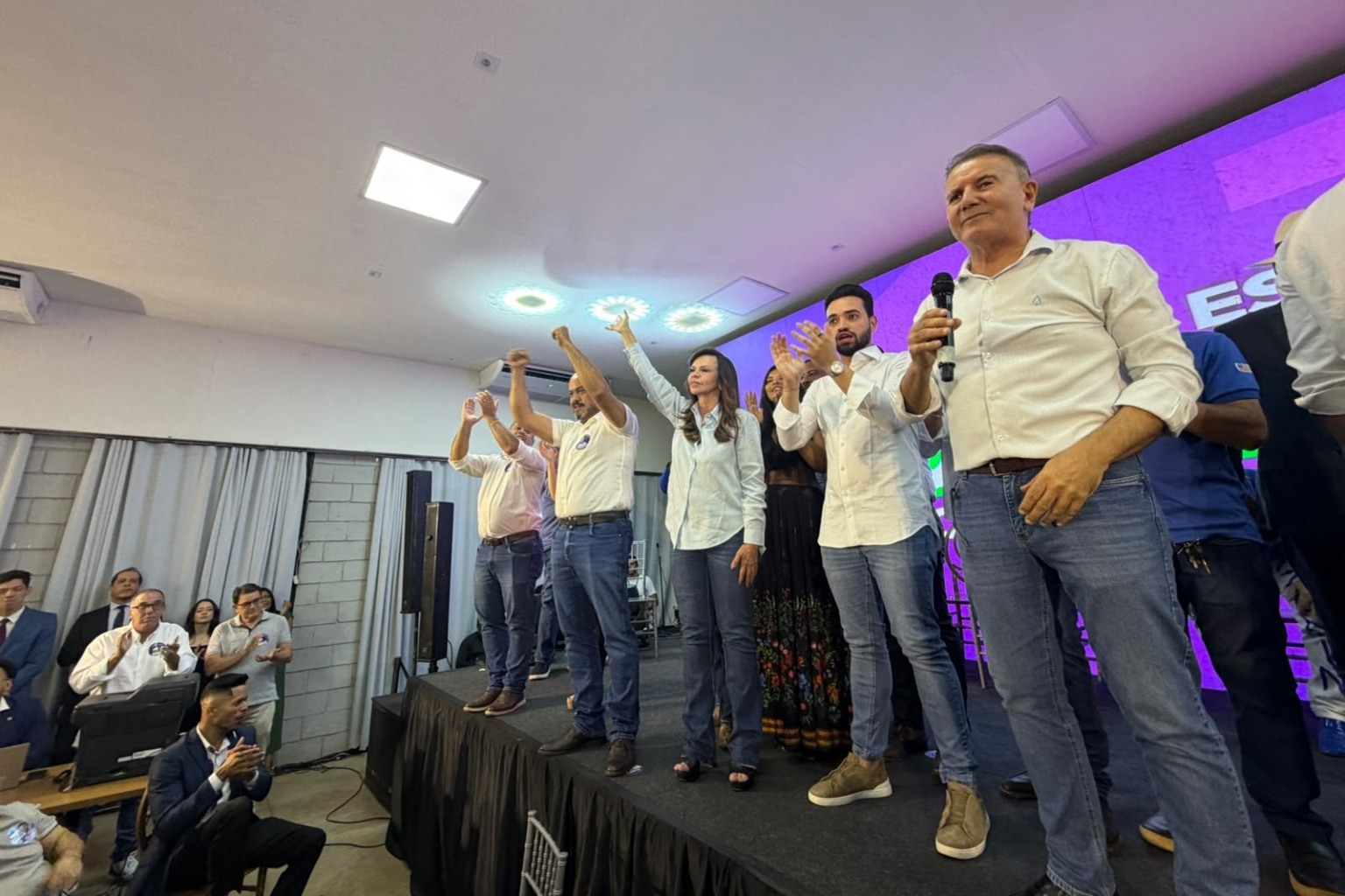 Dorinha celebra apoio do Podemos em convenção com foco em 2027